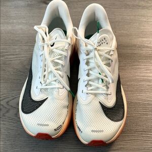 Nike Zoom Fly 6
Men's Road Racing Shoes